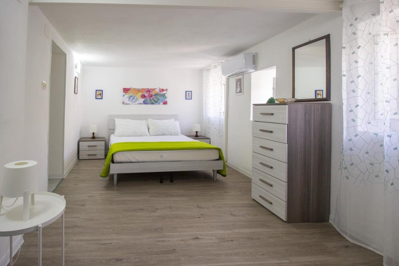 Maniace Homes - Federico & Angelica By Ortigia Apartments Syracuse Eksteriør bilde
